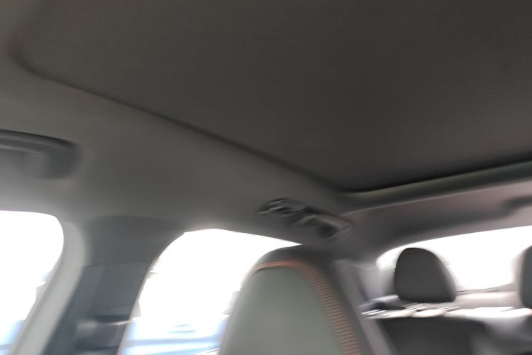 领克03 2019款 1.5TD DCT劲版 国VI中控内饰22