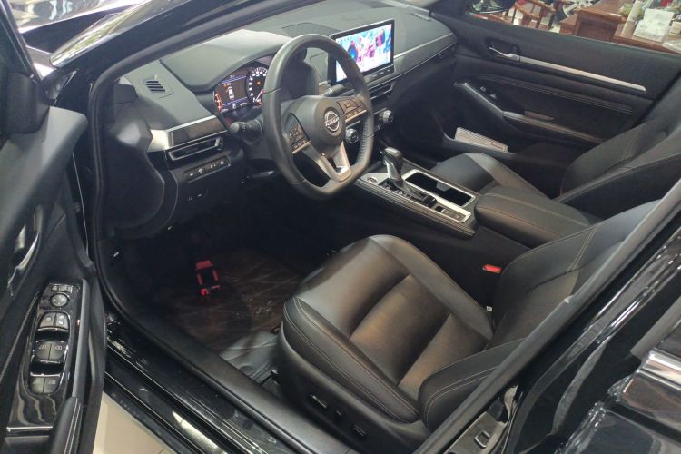 日产 天籁 2022款 2.0L XL-TLS 悦享版中控内饰20