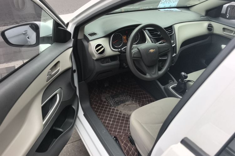 雪佛兰 2015款 赛欧3 1.5L 手动理想天窗版中控内饰7003