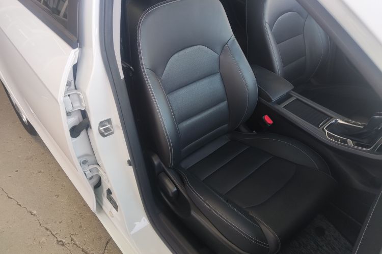 吉利汽车 帝豪 2021款 UP 1.5L CVT豪华型局部细节41