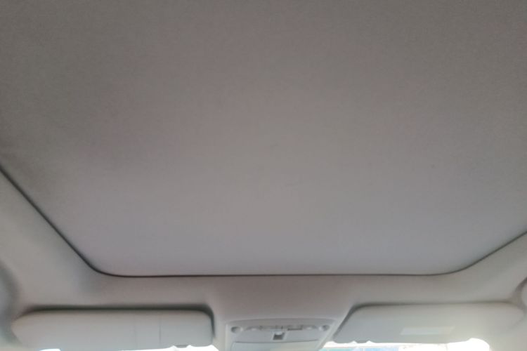 日产 奇骏 2015款 2.0L CVT舒适MAX版 2WD局部细节22