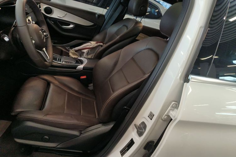 奔驰GLC 2020款 改款 GLC 260 L 4MATIC 动感型局部细节19