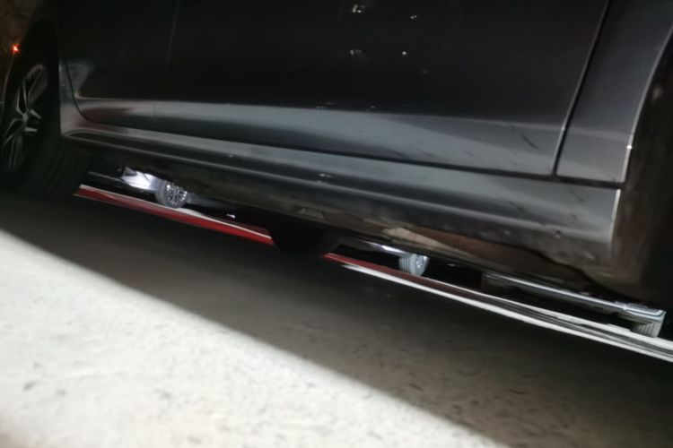 比亚迪 秦PLUS 2021款 DM-i 120KM 旗舰型局部细节9001