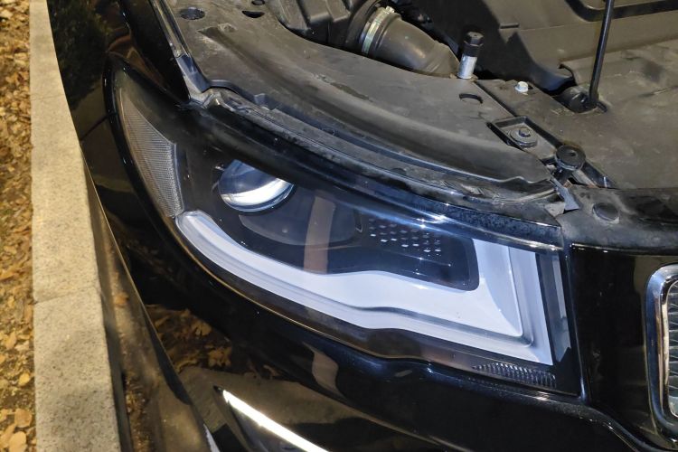 Jeep 指南者 2017款 200T 手动劲享版车身外观8