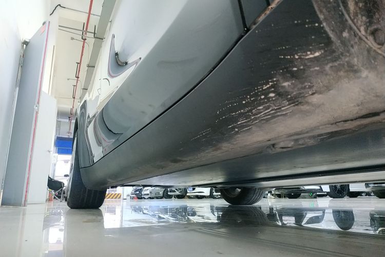 特斯拉 Model Y 2021款 标准续航后驱版局部细节9001