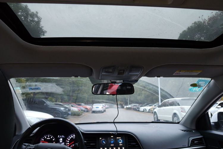 现代 领动 2019款 1.5L CVT智炫·精英型中控内饰22