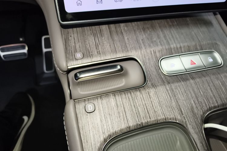 蔚来ES7 2022款 100kWh 首发版中控内饰18