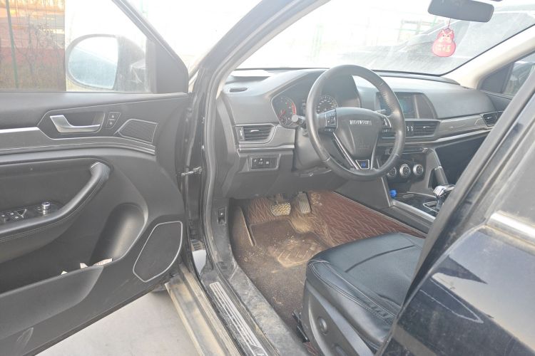 哈弗H6 2018款 蓝标 运动版 1.5T 自动两驱精英型中控内饰7003