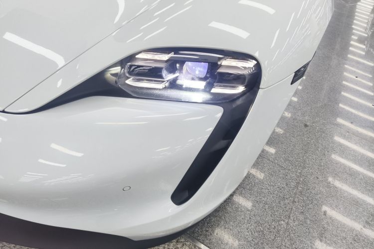 保时捷 2020款 Taycan局部细节36