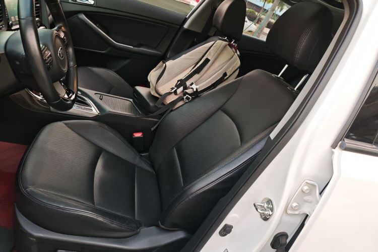 起亚K5 2014款 2.0L 自动LUXURY局部细节19