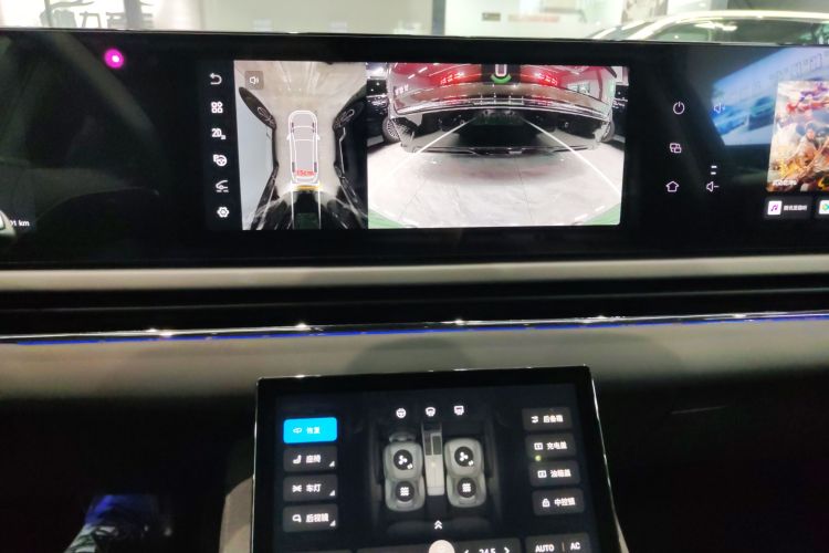 岚图汽车 岚图追光 2024款 PHEV 四驱超长续航旗舰版中控内饰16