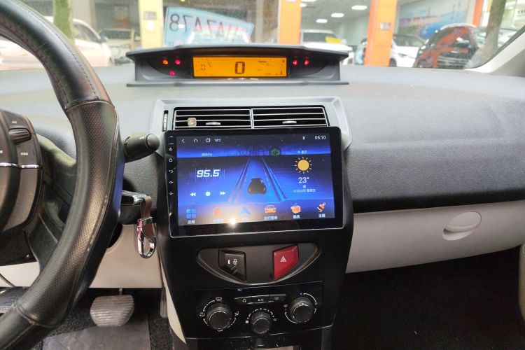 雪铁龙 世嘉 2014款 VTS版 1.6L 自动品尚型中控内饰16