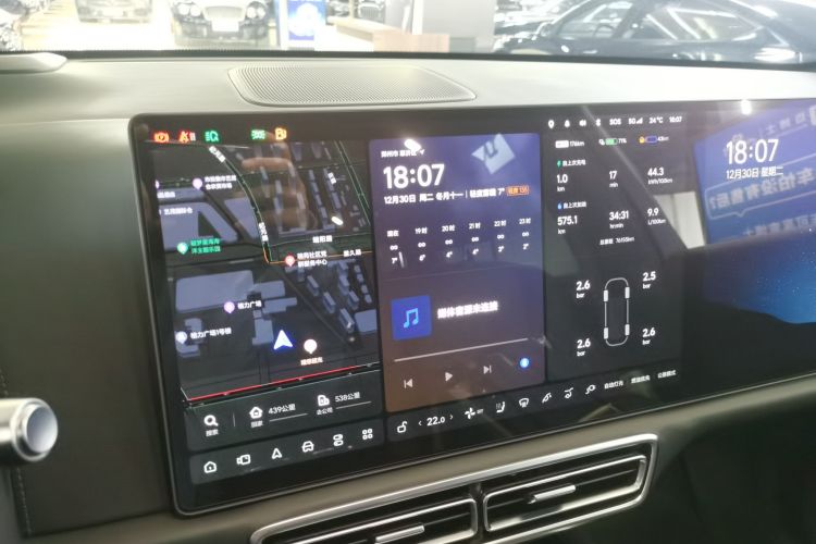 理想汽车 理想L9 2022款 Max中控内饰14