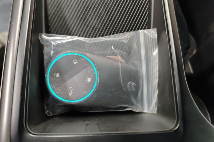 蔚来ES6 2020款 610KM 性能版中控内饰11