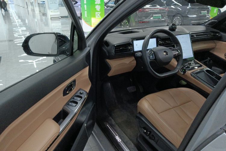 蔚来ES8 2020款 580KM 签名版 六座版中控内饰20