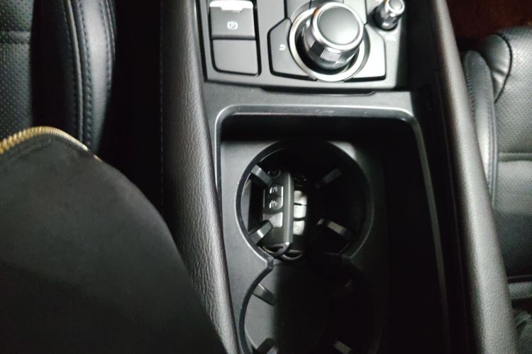 马自达 阿特兹 2018款 2.5L 蓝天运动版 国V中控内饰7001