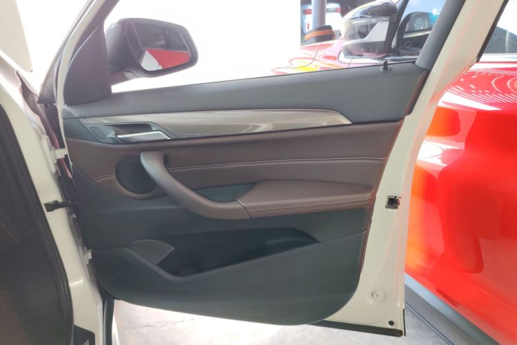 宝马X1新能源 2019款 xDrive25Le 里程升级版中控内饰42