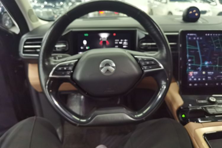 蔚来ES8 2018款 创始版中控内饰13