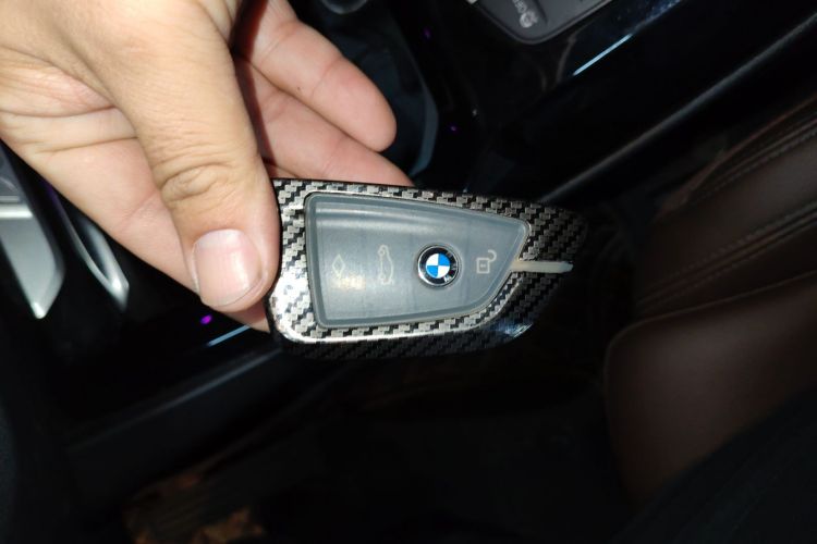 宝马iX3 2022款 领先型中控内饰11