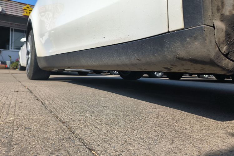 特斯拉 Model Y 2021款 改款二 长续航全轮驱动版局部细节9001