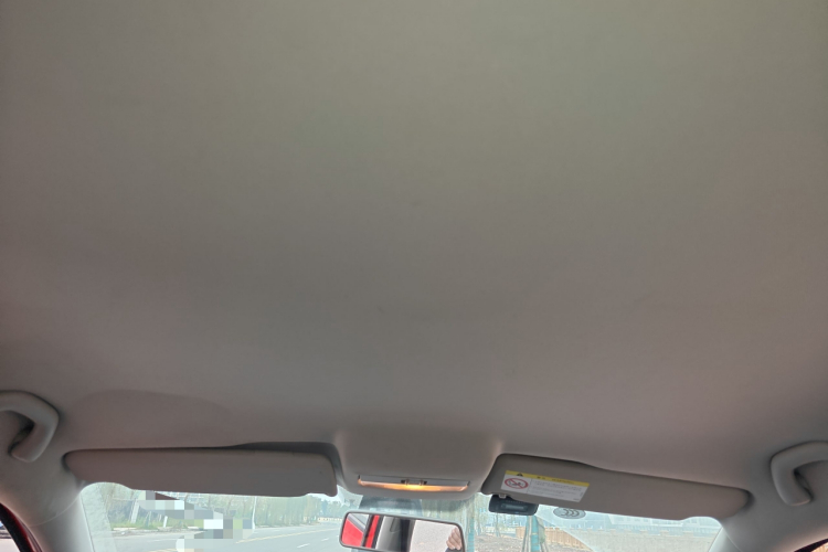 大众 Polo 2014款 1.4L 手动风尚版中控内饰22