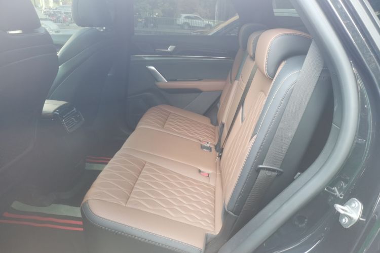 比亚迪 唐新能源 2023款 DM-i 冠军版 112KM 尊贵型中控内饰21