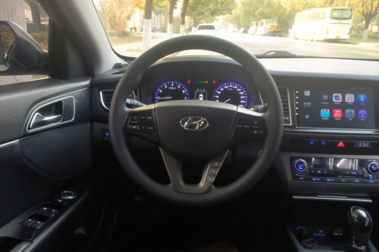 现代 名图 2014款 1.8L 自动智能型GLS中控内饰13