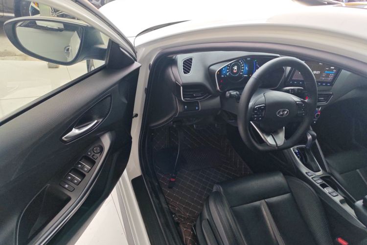 现代 菲斯塔 2019款 280TGDi 运动版 国VI中控内饰7003