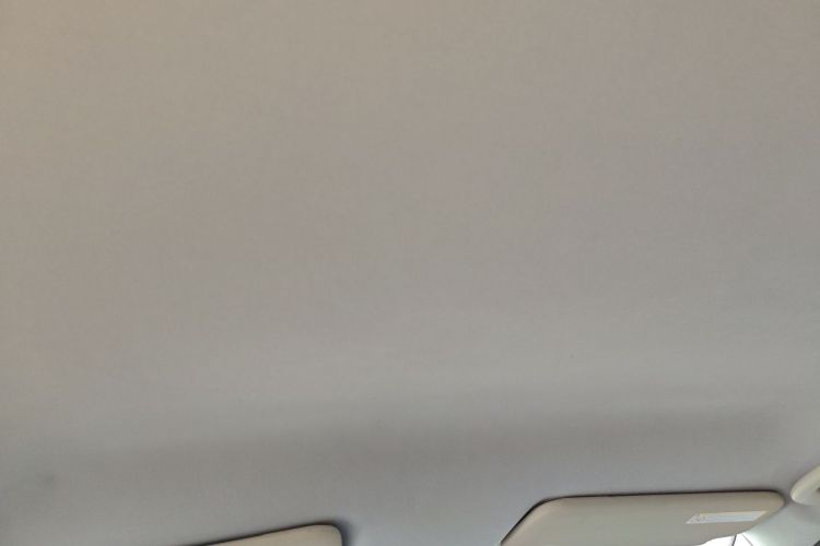 标致308 2014款 乐享版 经典 1.6L 手动优尚型中控内饰22