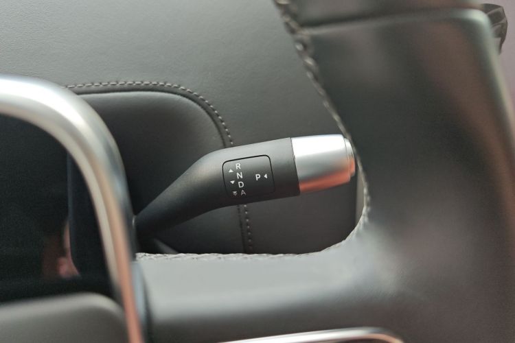 理想汽车 理想L7 2023款 Pro中控内饰18