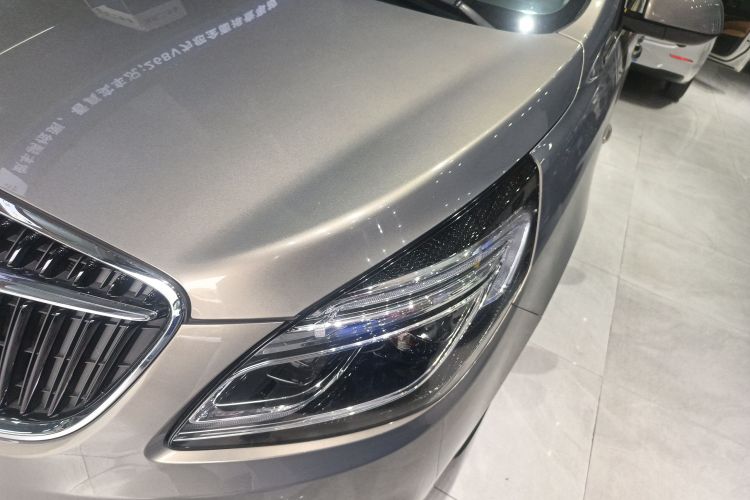 别克GL8 2018款 28T 豪华型 国VI局部细节36