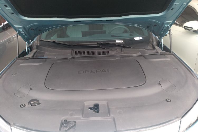 深蓝汽车 深蓝L07 2024款 230Max乾崑智驾ADS SE增程版局部细节24