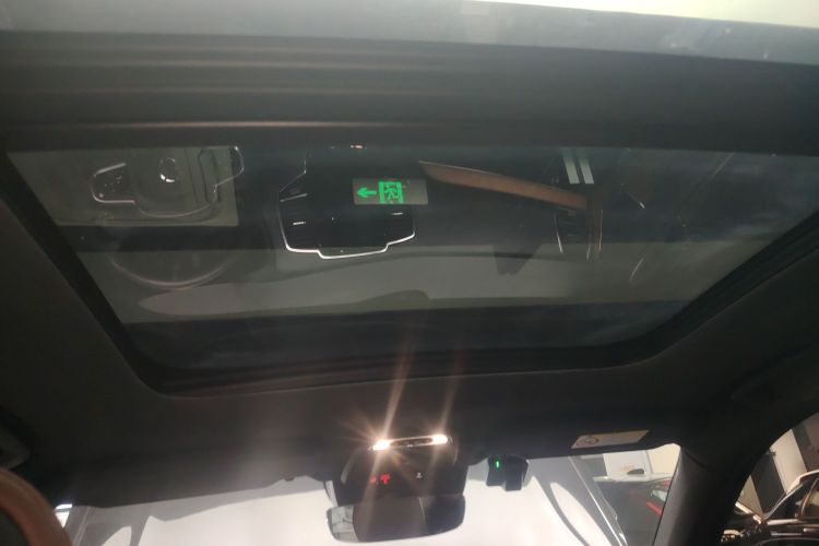 沃尔沃XC90 2022款 B6 智逸豪华版 7座中控内饰22