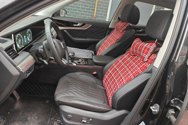 红旗HS5 2022款 2.0T 智联旗享版中控内饰19