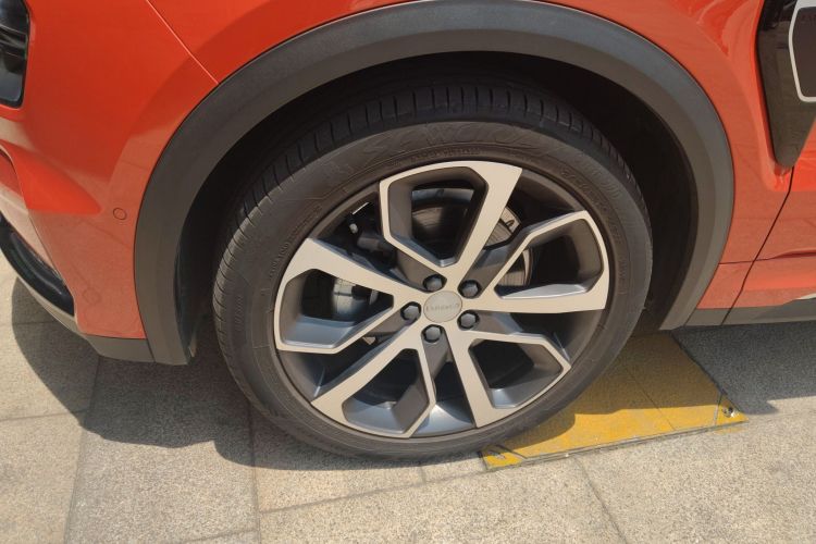 领克05 2020款 2.0TD 四驱劲Halo车身外观35