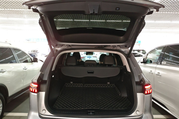 吉利汽车 星越L 2023款 2.0TD 高功自动两驱旗舰型局部细节23