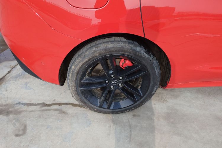 鸿蒙智行 问界M5 2024款 增程 Max RS 四驱高阶智驾版车身外观6008