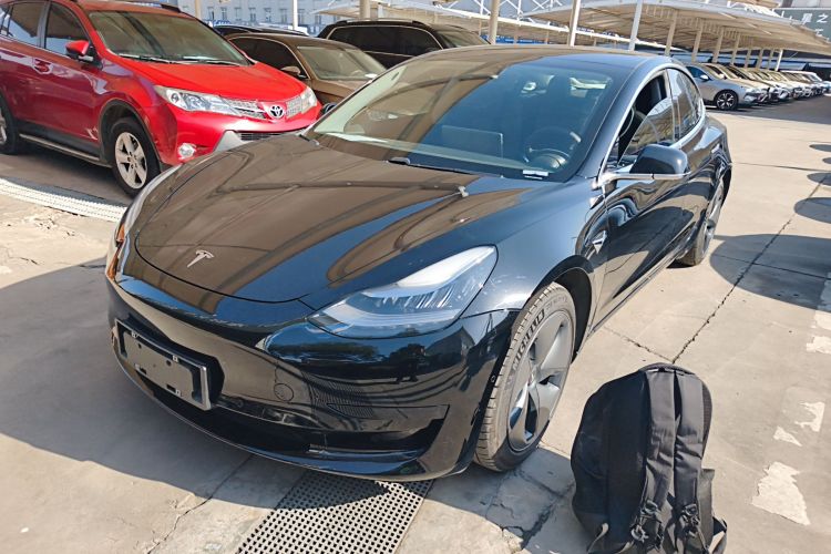 特斯拉 Model 3 2020款 改款 标准续航后驱升级版车身外观1
