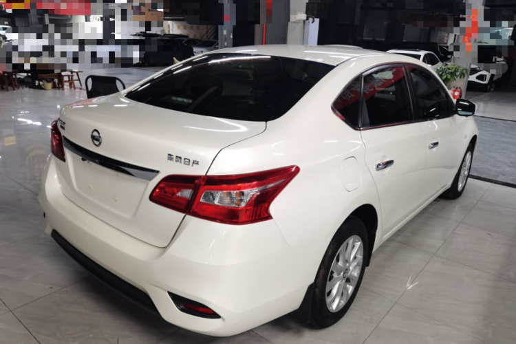 日产 轩逸 2022款 经典 1.6XE CVT舒适版车身外观7