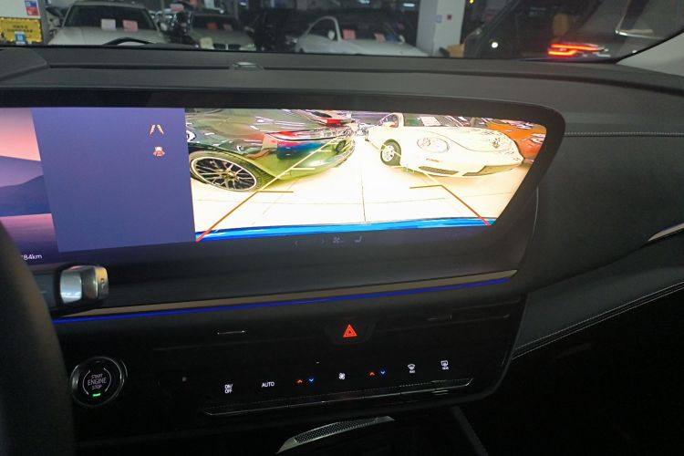 别克 2024款 昂科威S  25T 炫黑风尚版局部细节16