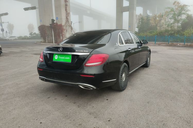 奔驰E级 2018款 E 200 L车身外观7