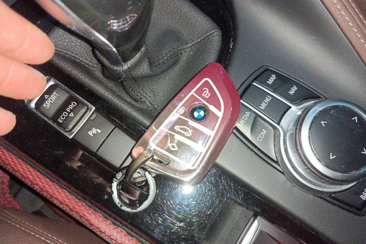 宝马X1 2020款 xDrive25Li 尊享型中控内饰7001