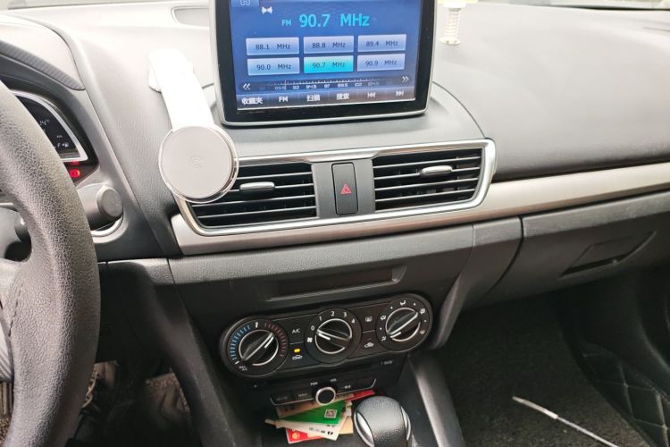 马自达3 昂克赛拉 2016款 三厢 1.5L 自动舒适型中控内饰16