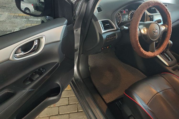 日产 轩逸 2022款 经典 1.6XE CVT舒适版中控内饰20