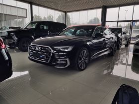奥迪A6L 2025款 改款 45 TFSI quattro 臻选动感型