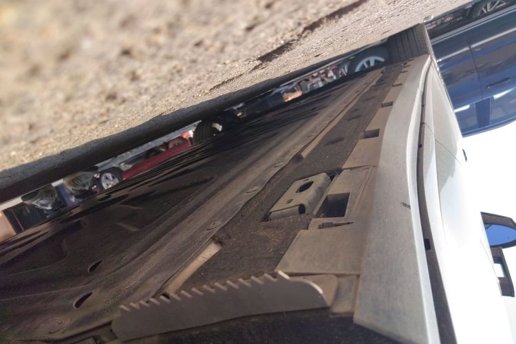 比亚迪 汉L 2025款 EV 701KM激光雷达旗舰型局部细节9002