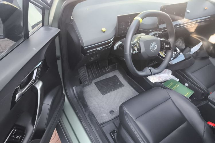 名爵 MG4 EV 2022款 425km 豪华版中控内饰20