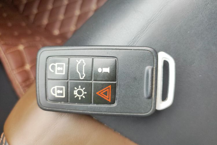 沃尔沃XC60(进口) 2014款 改款 T5 智雅版中控内饰11