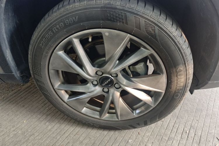 哈弗H6 2022款  第三代 1.5T 自动两驱Supreme+车身外观10