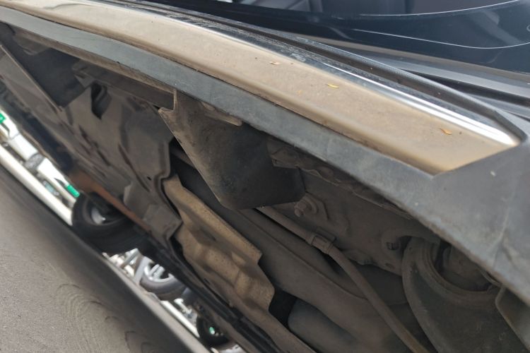 丰田 汉兰达 2018款 2.0T 四驱豪华版 7座 国V局部细节9002